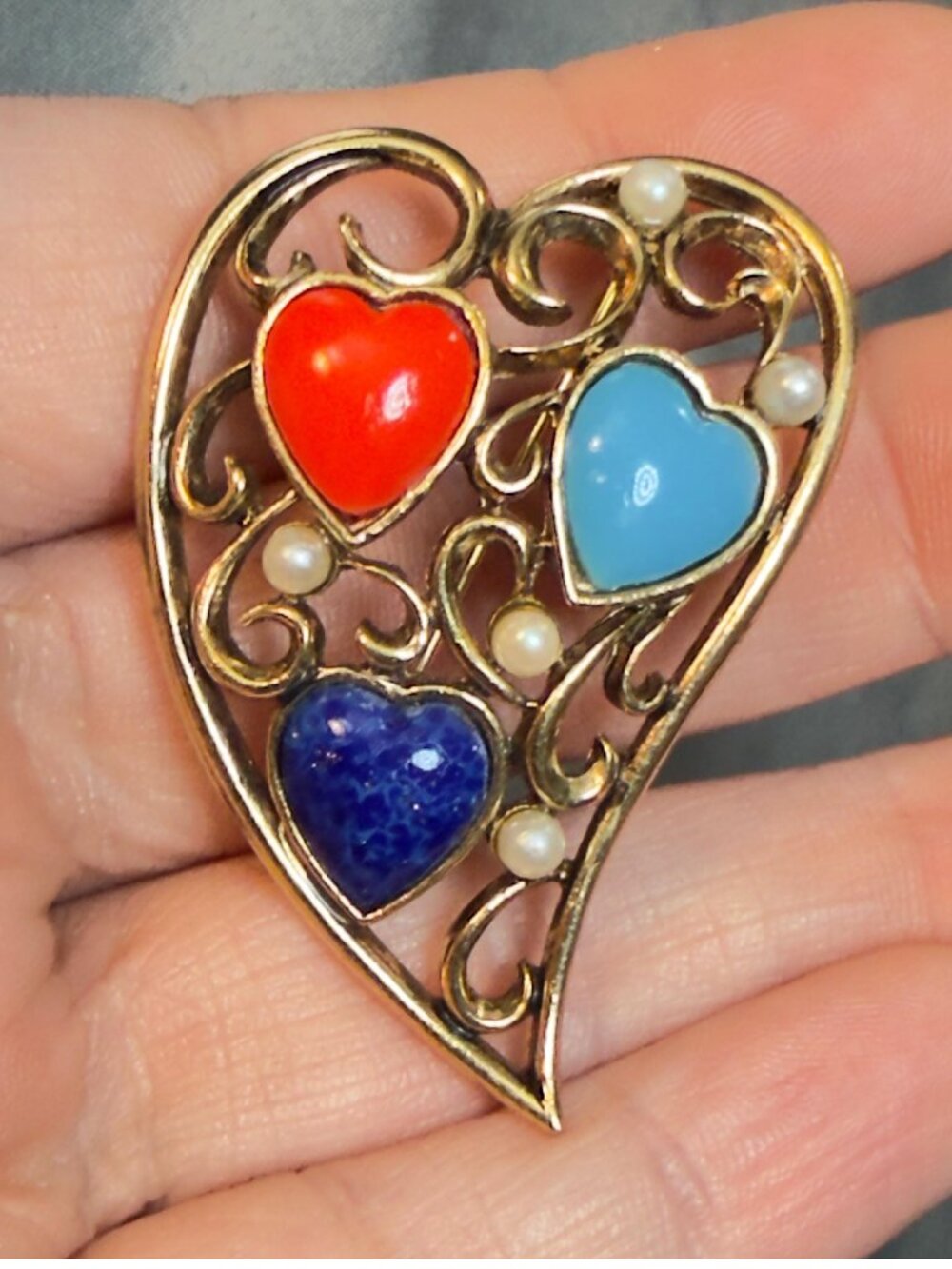 Vintage Glass Heart Brooch Openwork Gold Tone Pin Red Blue Faux Pearl